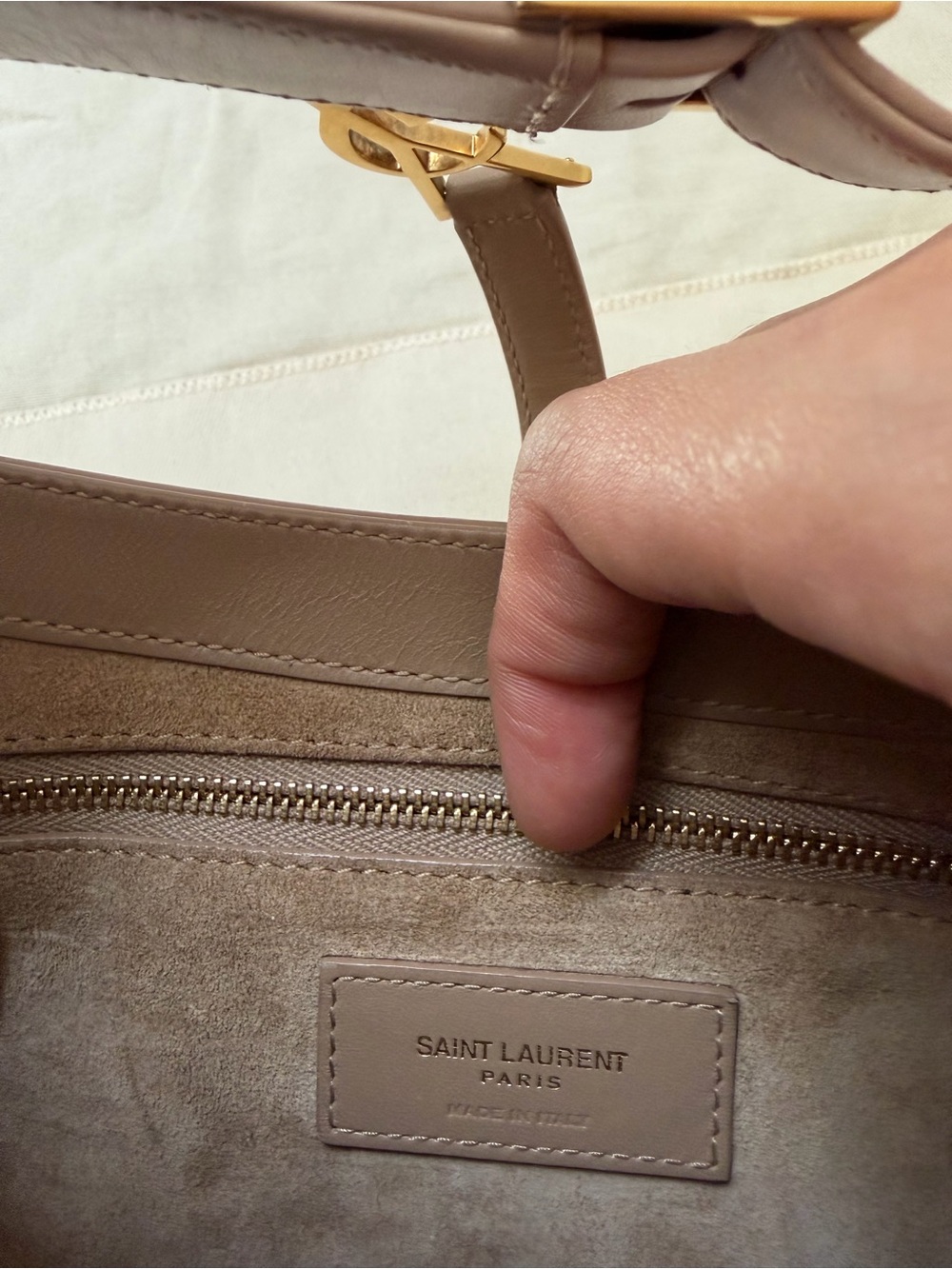 SAINT LAURENT LE 5 A 7 HOBO BAG - Picture 7 of 16